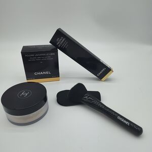 CHANEL Black & Gold Loose Finish Powder with Brush